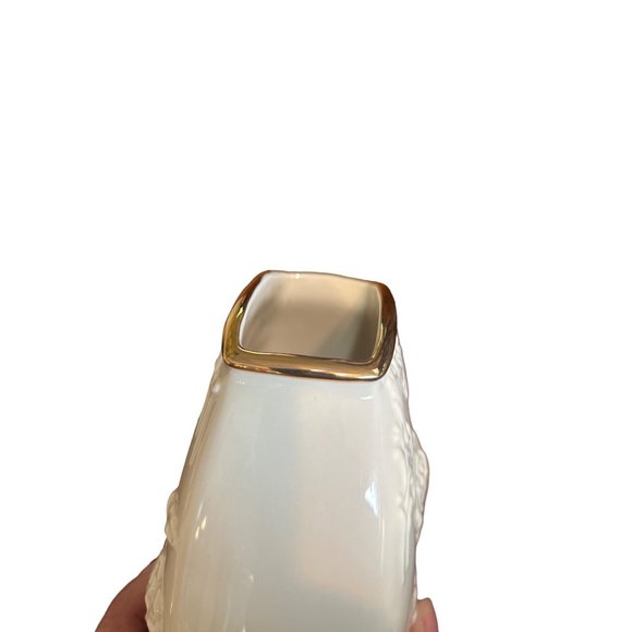 Lenox Ivory China Sculptural Rose Vase, 24 Karat Gold Trim - Picture 7 of 10